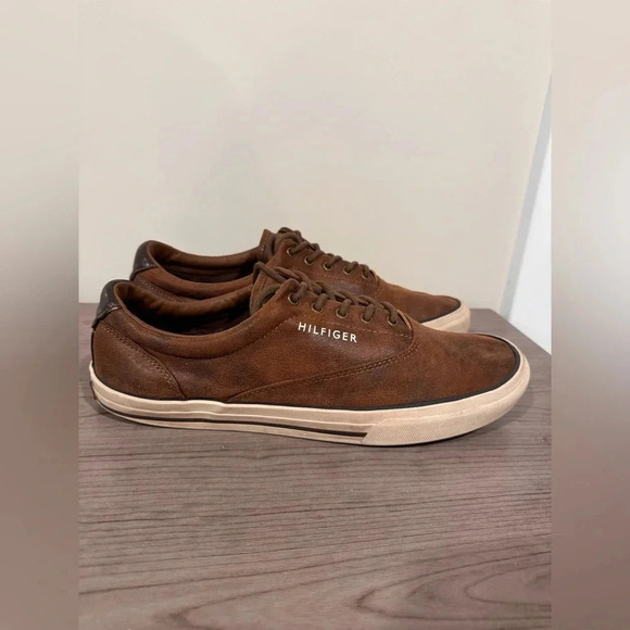 Other - Tommy Hilfiger Size 9.5 Mens Brown Leather Casual Sneaker Shoes